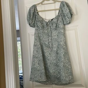 Lulus blue/green/ white small floral print lightweight dress with lining Size M